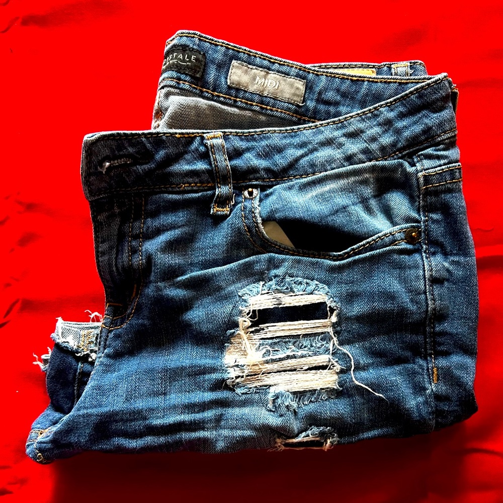 Aeropostal distressed denim shorts